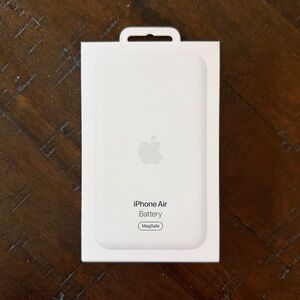 APPLE iPhone Air MagSafe Battery